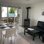 Lakeside Holiday home Balatonszarszo