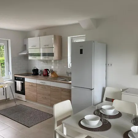 Lakeside Apartman