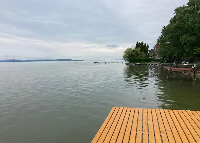 Prázdninový dům Lakeside Balatonszarszo